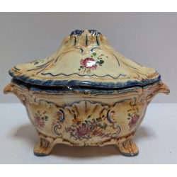 Supiera stil Louis XV Franta